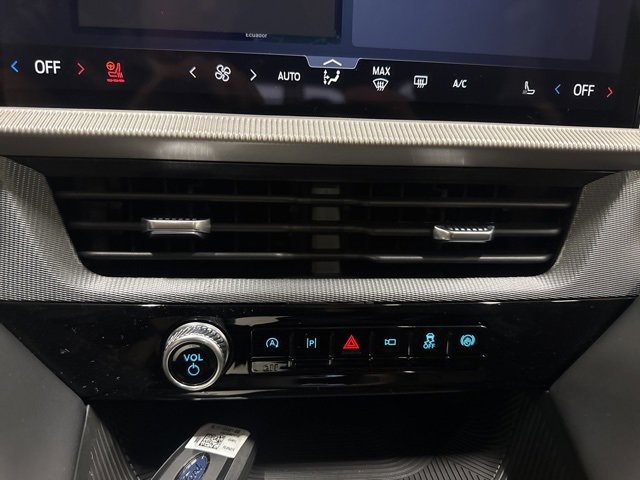 New 2026 Ford Explorer ST-Line w/ ST-Line Street Pack image 37