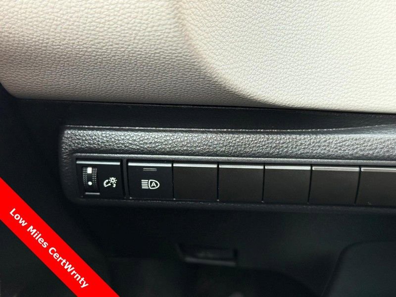 Used 2023 Toyota Corolla LE image 29
