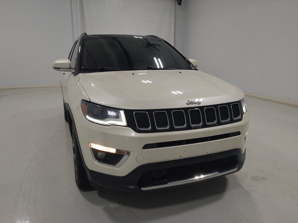 Used 2021 Jeep Compass Limited w/ Sun and Sound Group AWD/4WD image 14
