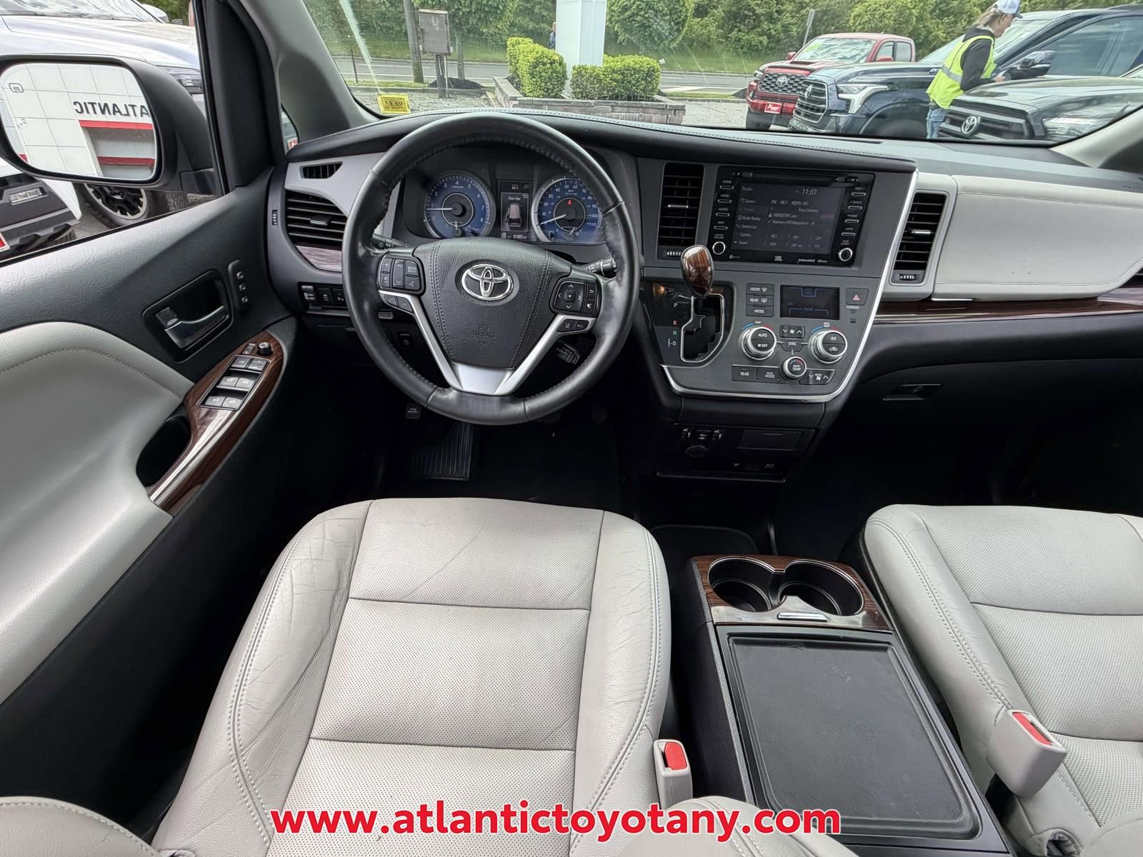 Used 2019 Toyota Sienna Limited Premium AWD/4WD image 19