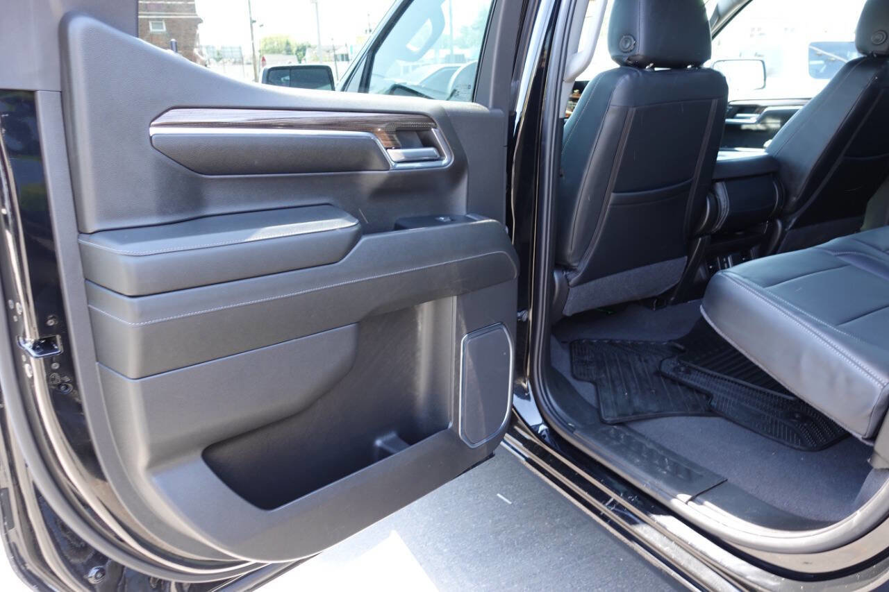 Used 2024 Chevrolet Silverado 1500 LT AWD/4WD image 20