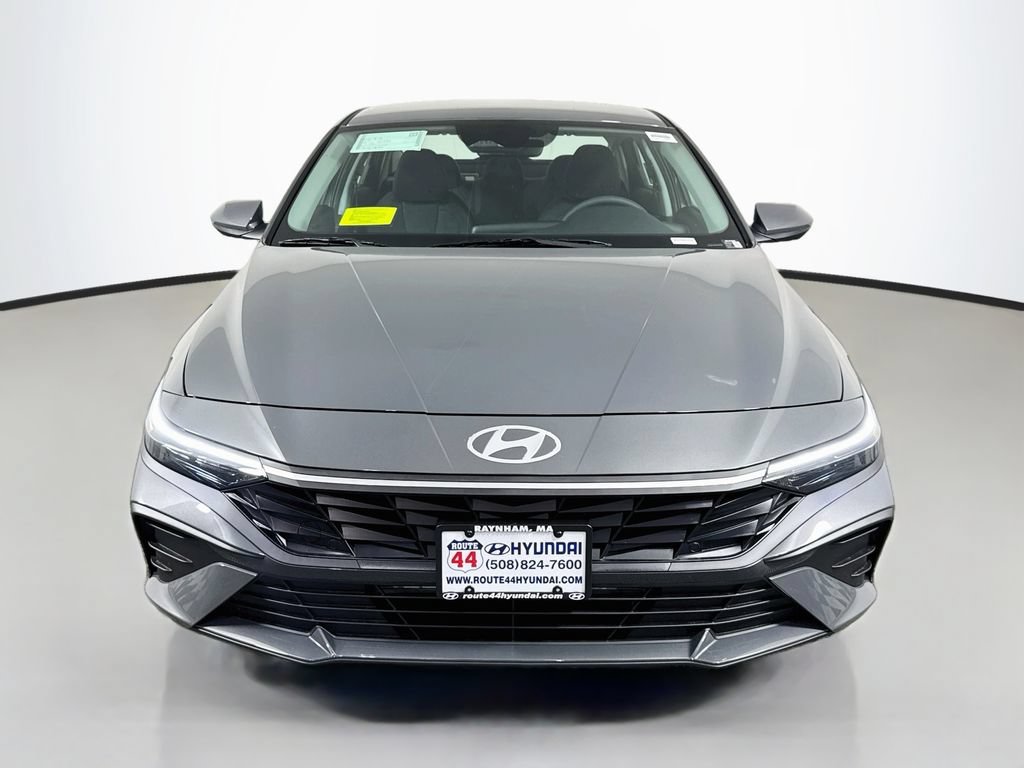 New 2026 Hyundai Elantra SE FWD image 11