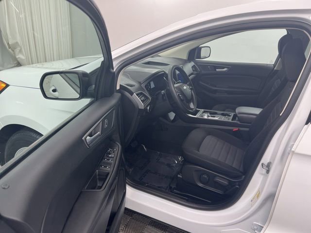 Used 2024 Ford Edge SE AWD/4WD image 12