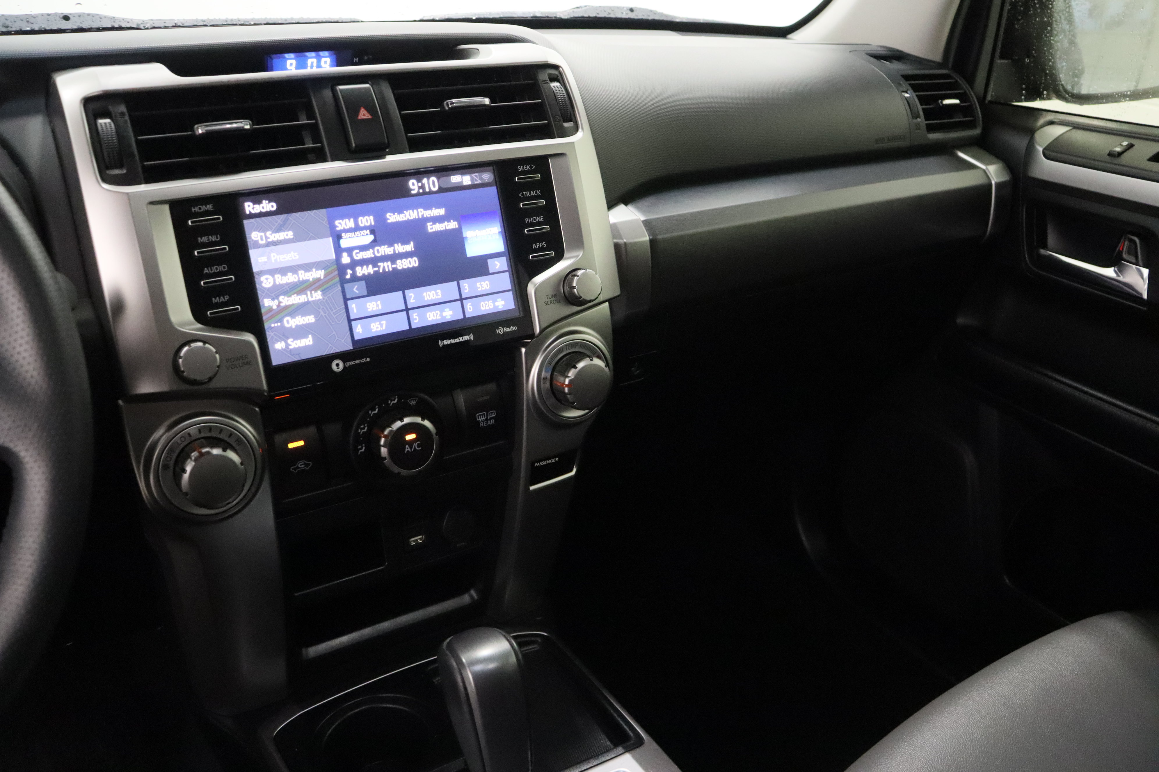 Used 2022 Toyota 4Runner SR5 Premium w/ Moonroof Package RWD image 16