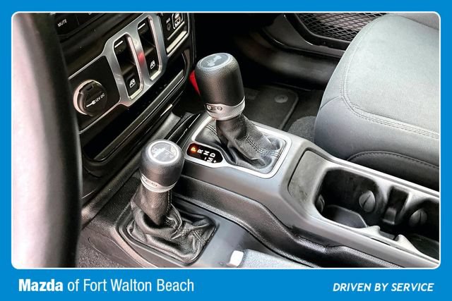 Used 2021 Jeep Wrangler Sport AWD/4WD image 14
