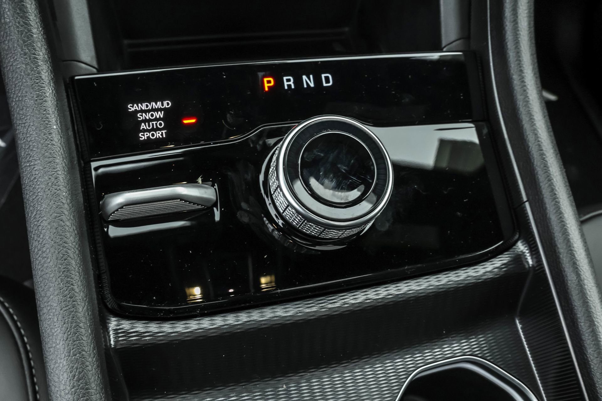 New 2025 Jeep Grand Cherokee Limited image 32