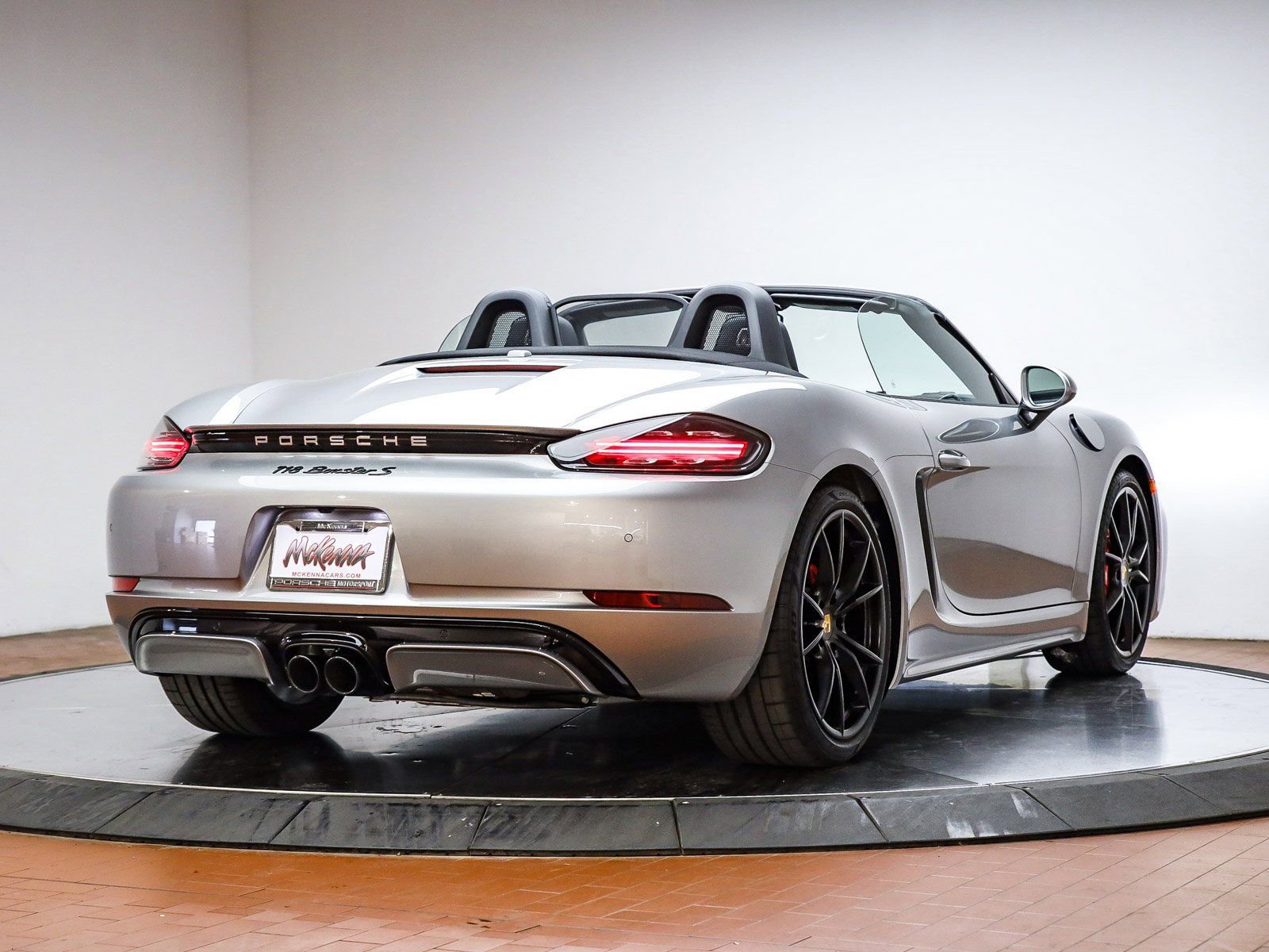 Used 2025 Porsche 718 Boxster S image 6