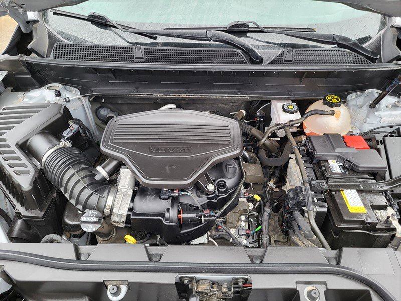 Used 2021 GMC Acadia SLE w/ Driver Convenience Package image 16