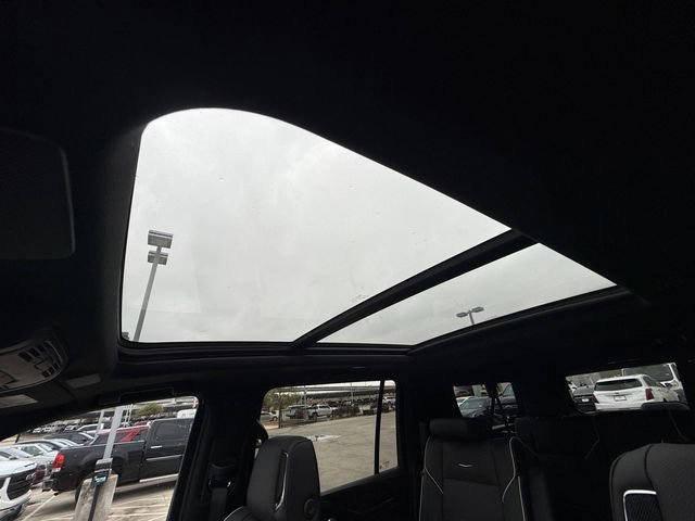 Certified 2024 Cadillac Escalade ESV Premium Luxury image 7