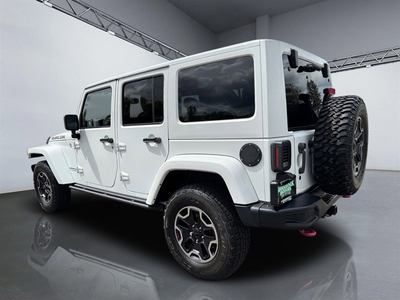 Used 2015 Jeep Wrangler Unlimited Rubicon AWD/4WD image 5