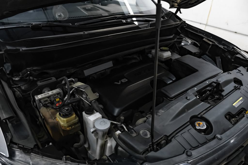 Used 2020 Nissan Pathfinder Platinum FWD image 57