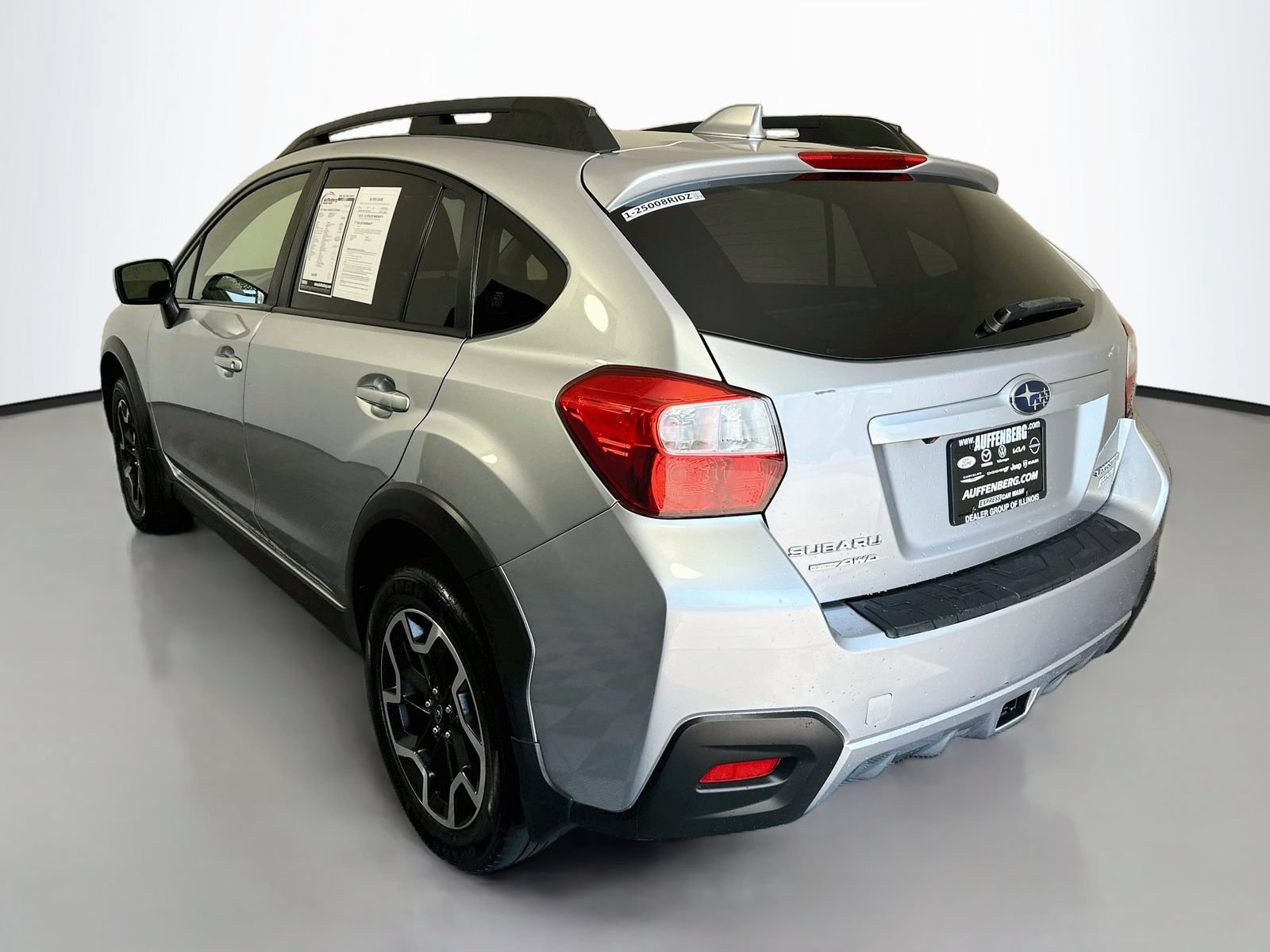Used 2017 Subaru Crosstrek 2.0i Premium AWD/4WD image 5