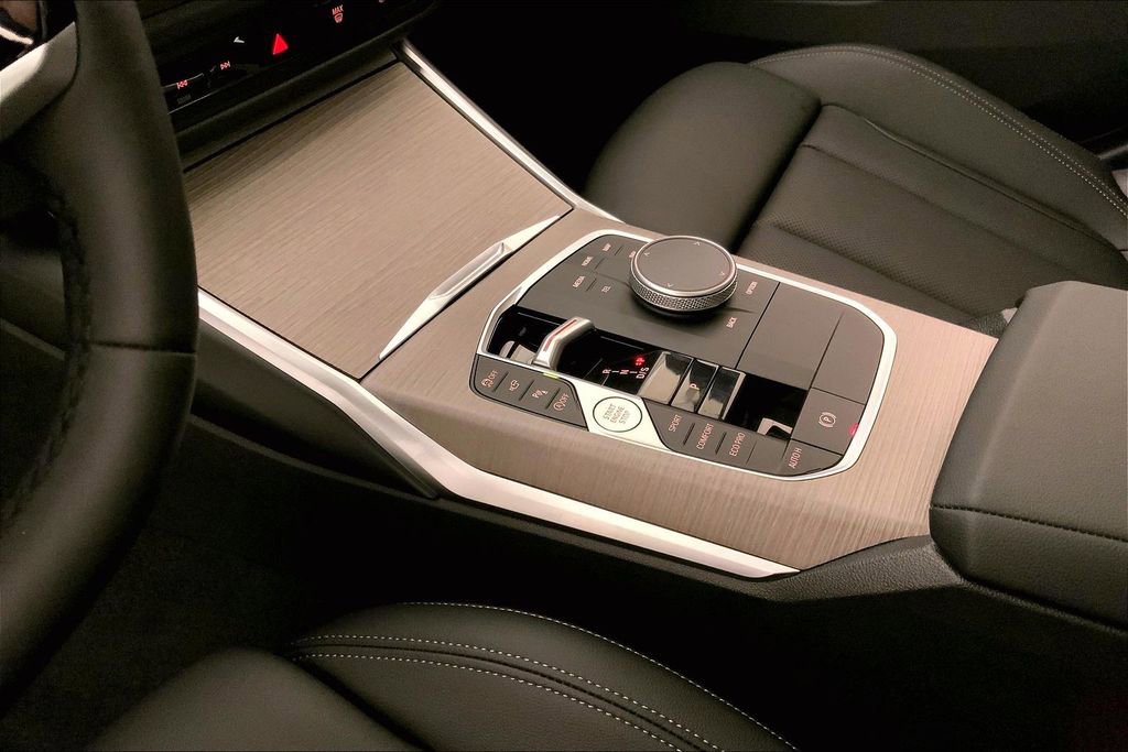 Certified 2025 BMW 330i xDrive Sedan w/ Premium Package image 22