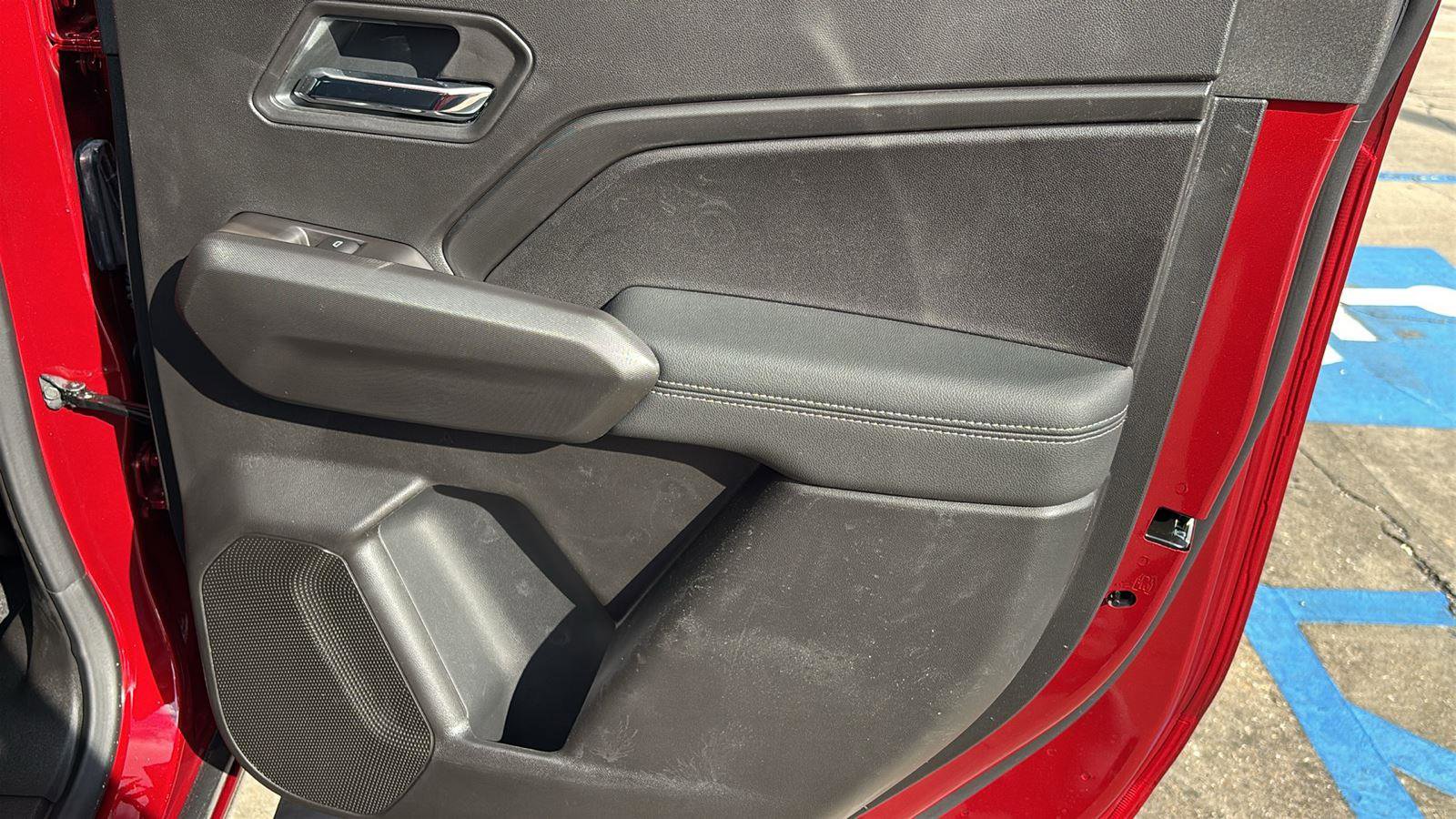 New 2026 GMC Canyon Elevation w/ Convenience Package image 19