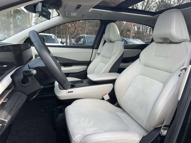 Used 2023 Nissan Ariya AWD image 15