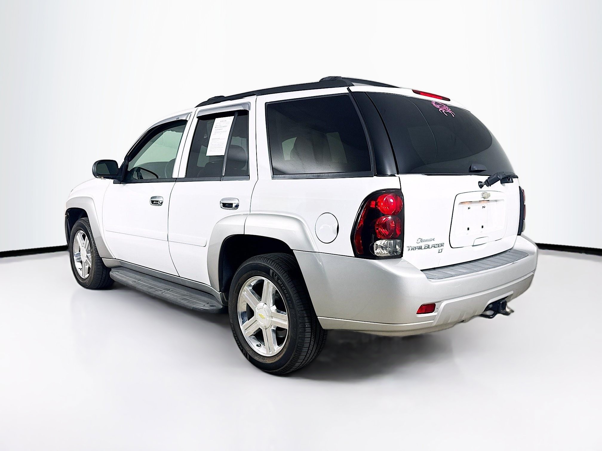 Used 2008 Chevrolet TrailBlazer LT w/ Cargo Convenience Package RWD image 31