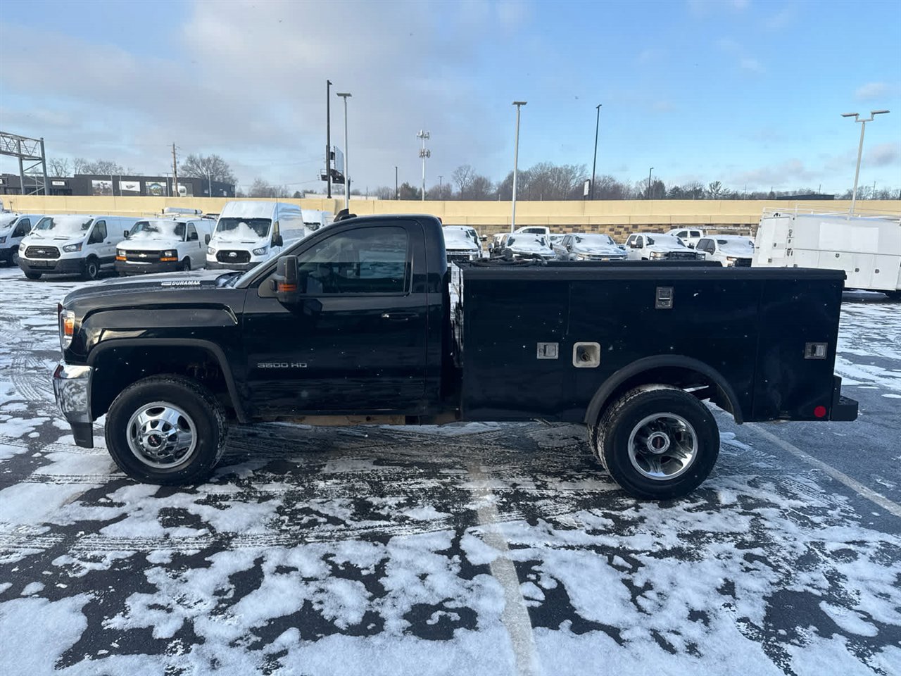 Used 2017 GMC Sierra 3500 SLE w/ SLE Preferred Package image 5