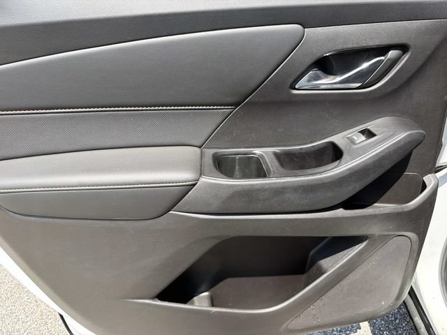 Used 2018 Chevrolet Traverse Premier w/ Redline Edition FWD image 30