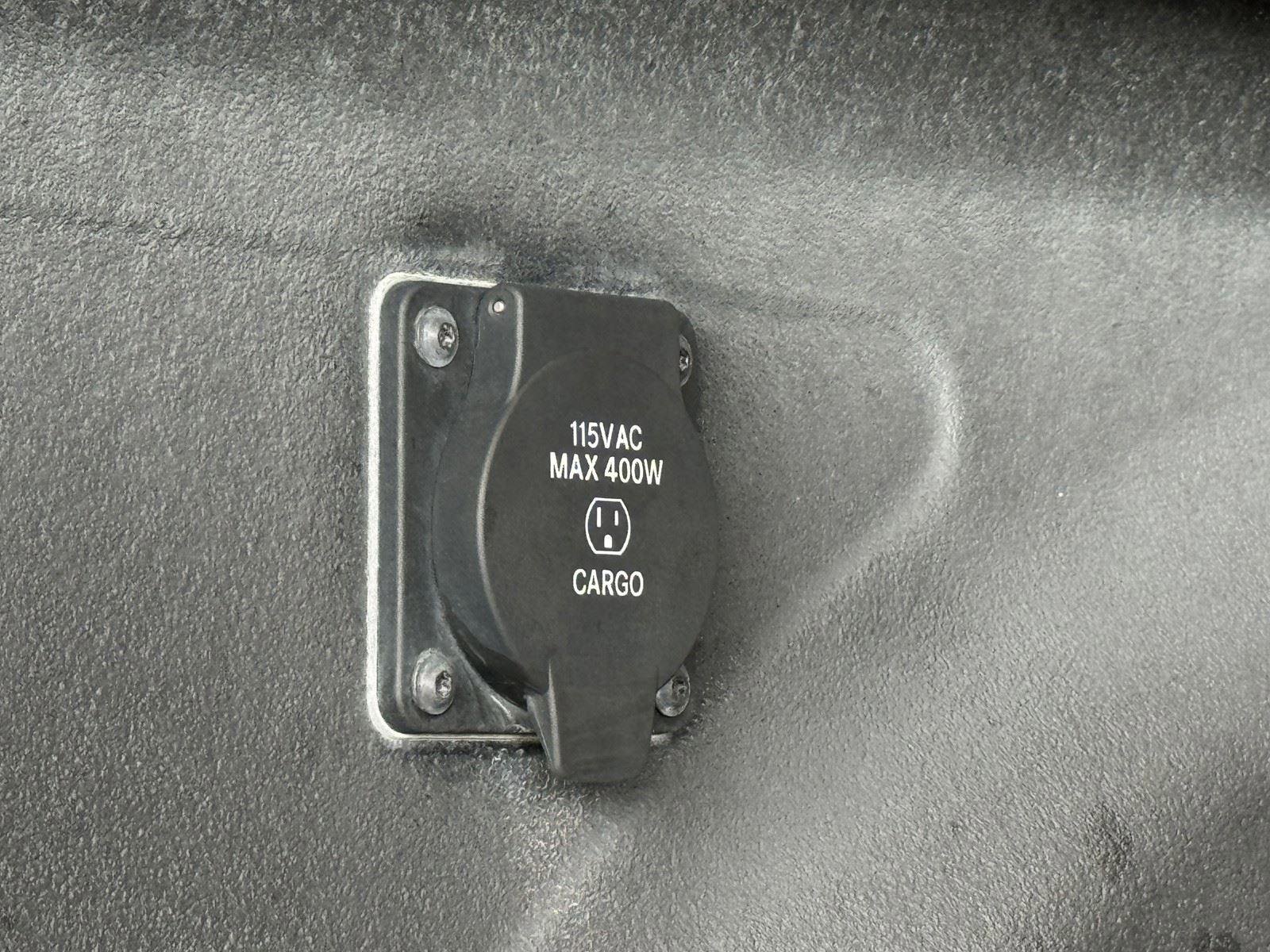 Used 2024 RAM 2500 Big Horn w/ Protection Group image 33