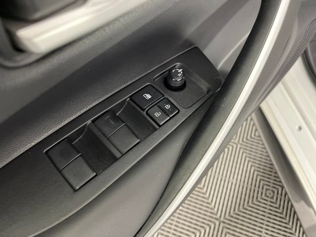 Used 2022 Toyota Corolla SE FWD image 30