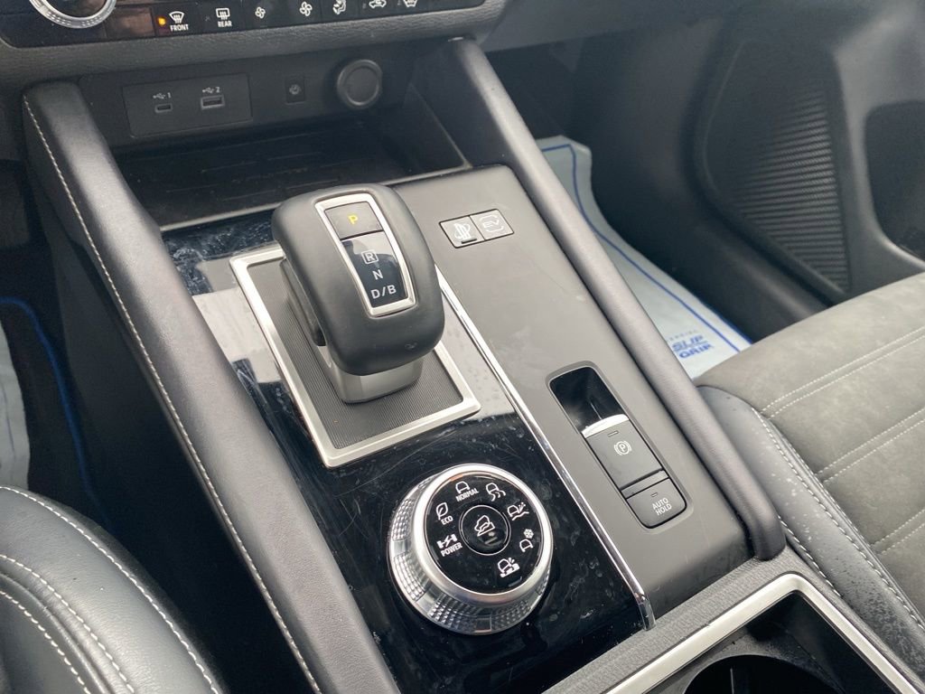 Used 2024 Mitsubishi Outlander 4WD Plug-In Hybrid image 26