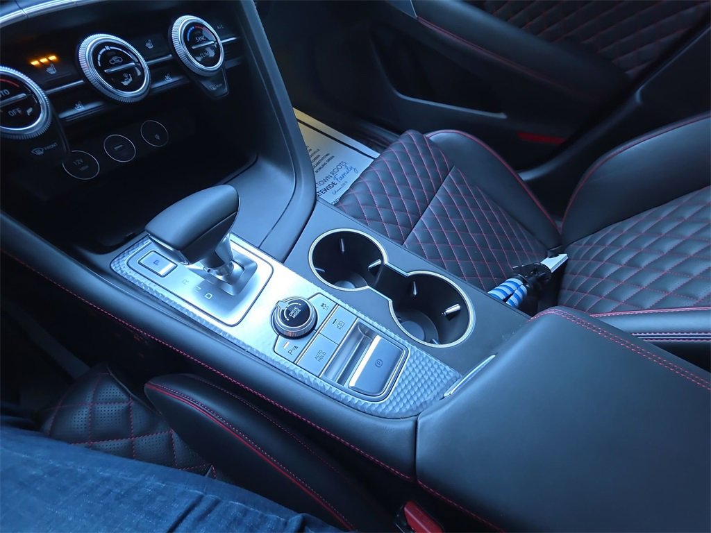 Used 2023 Genesis G70 3.3T w/ Sport Prestige Package image 21