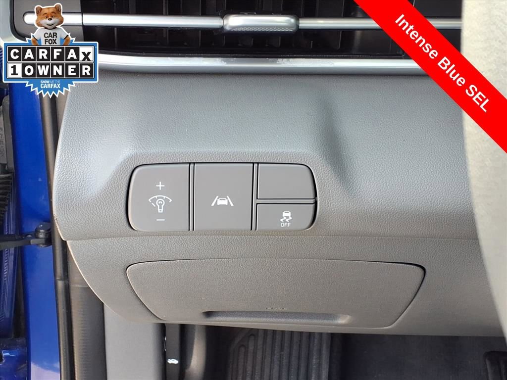 Used 2023 Hyundai Elantra SEL w/ Cargo Package image 22