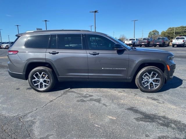 New 2025 Jeep Grand Cherokee L Limited image 8