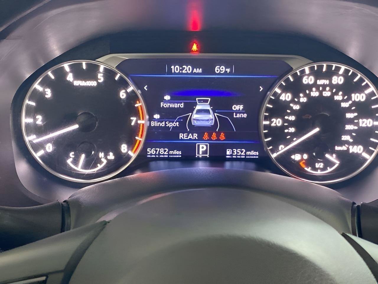Used 2024 Nissan Altima 2.5 SV FWD image 39