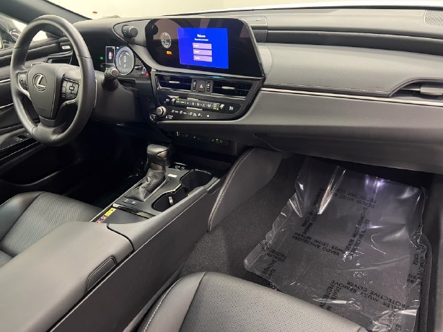 Certified 2025 Lexus ES 300h w/ Premium Package FWD image 12