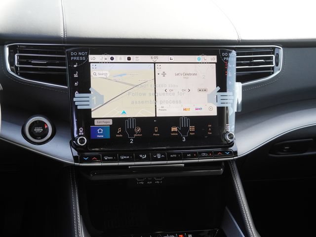 New 2026 Jeep Grand Wagoneer L Limited AWD/4WD image 16