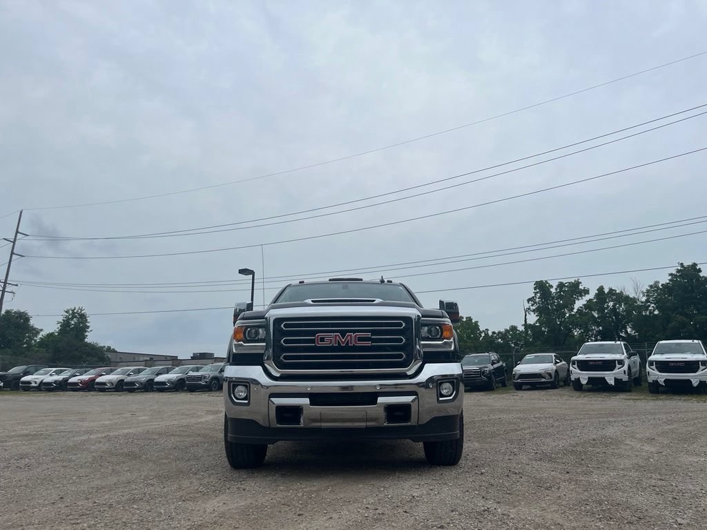 Used 2018 GMC Sierra 2500 SLT w/ Duramax Plus Package AWD/4WD image 3