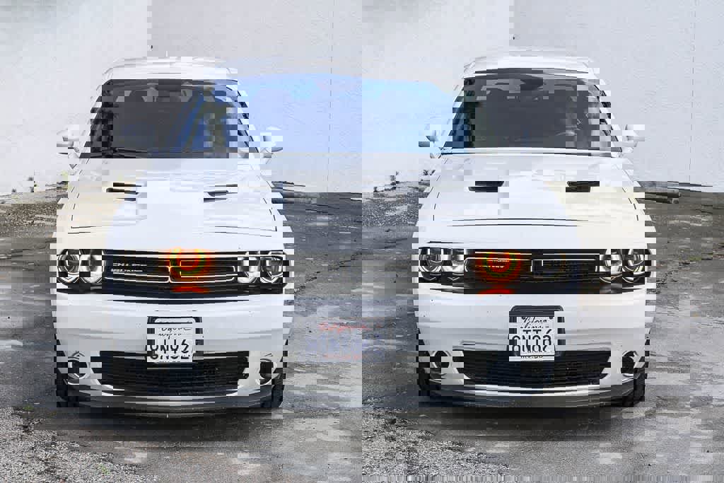 Used 2016 Dodge Challenger SXT w/ Sound Group image 2