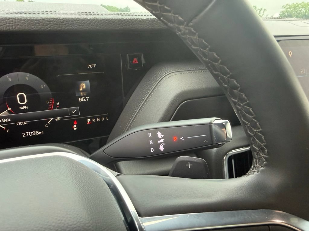 Used 2025 GMC Yukon XL Denali AWD/4WD image 33