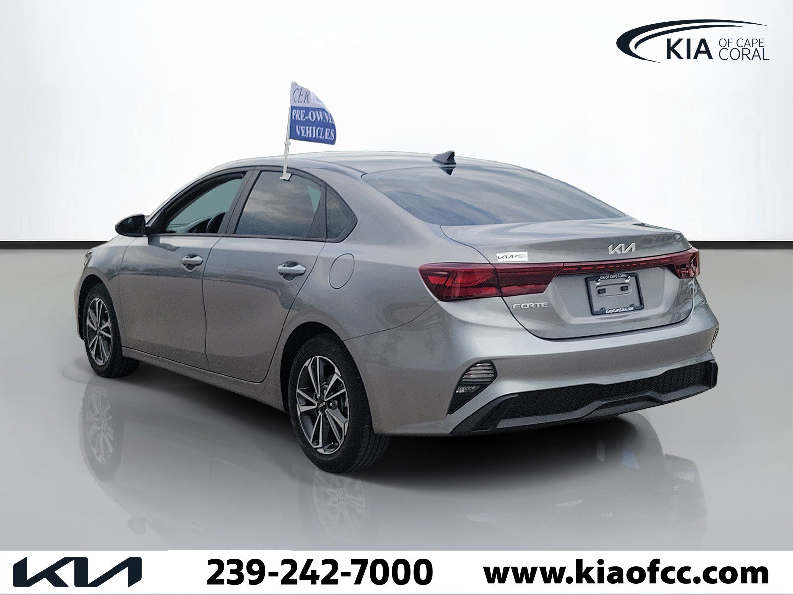 Certified 2024 Kia Forte LXS FWD image 4