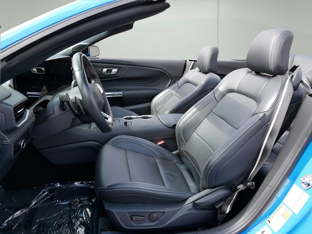 Used 2025 Ford Mustang GT Premium RWD image 10