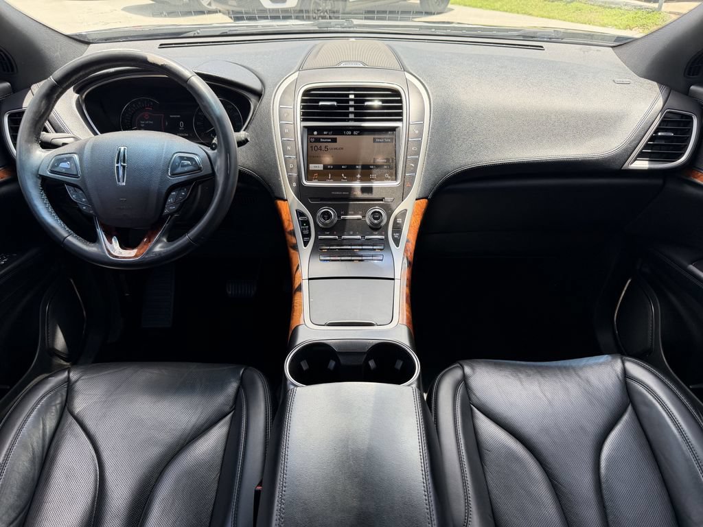 Used 2018 Lincoln MKX Reserve FWD image 24