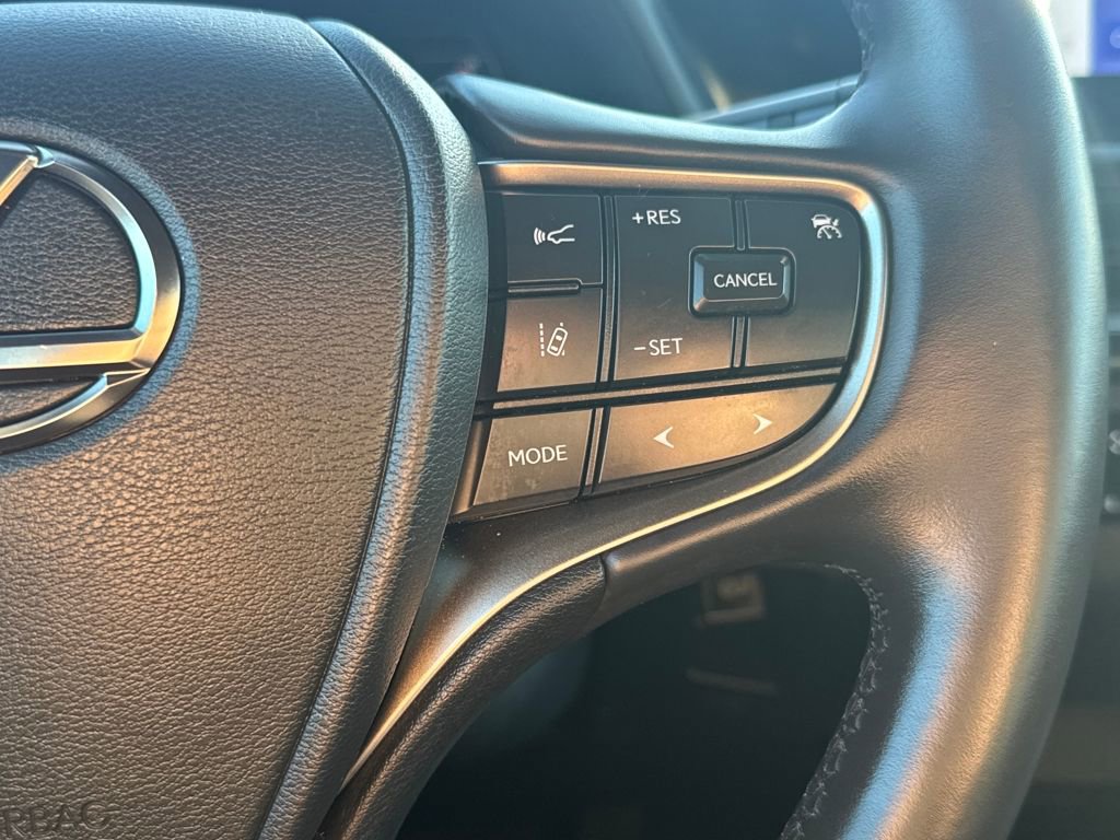 Used 2023 Lexus UX 250h AWD image 20