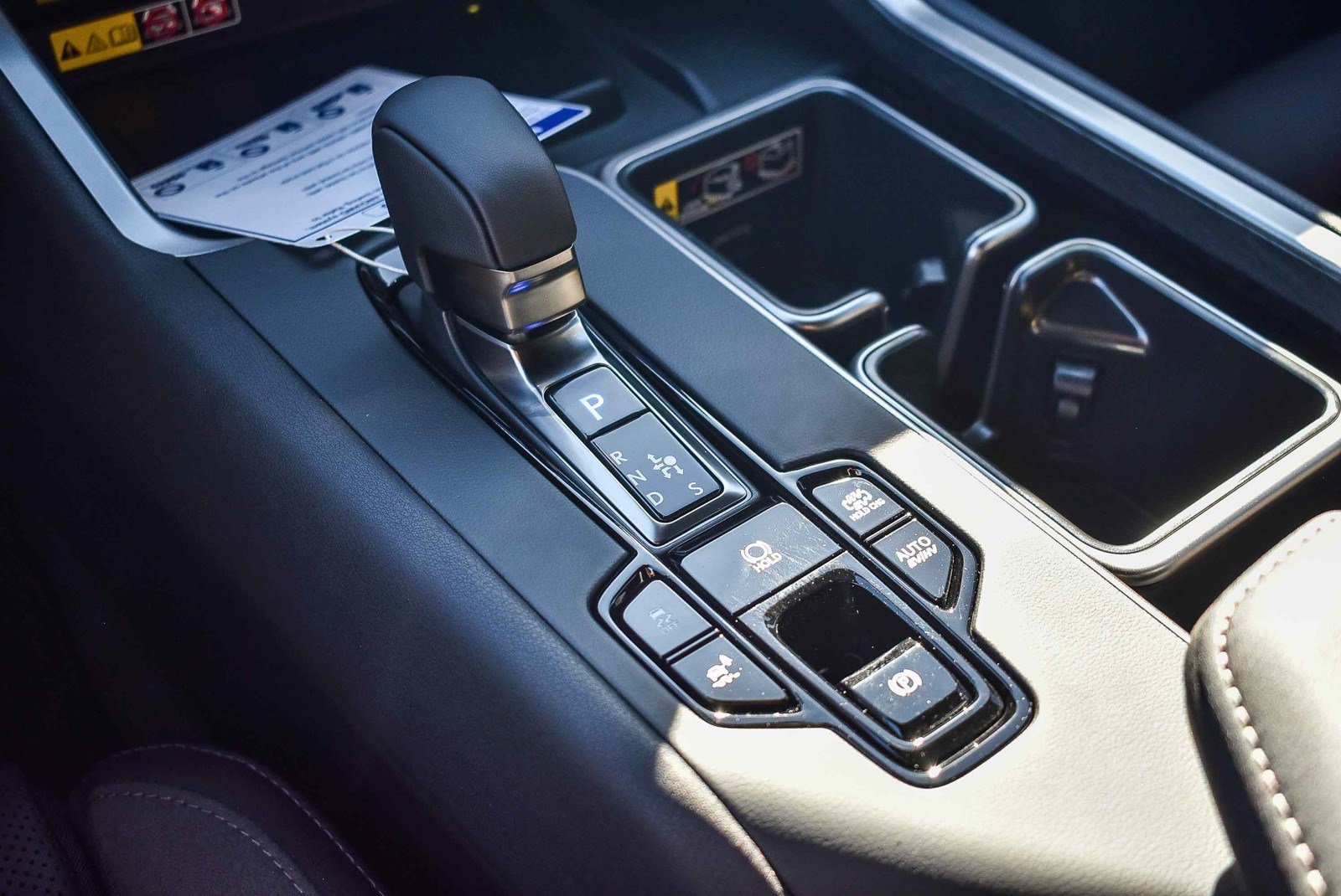 New 2026 Lexus TX 550h AWD Plug-In Hybrid image 18
