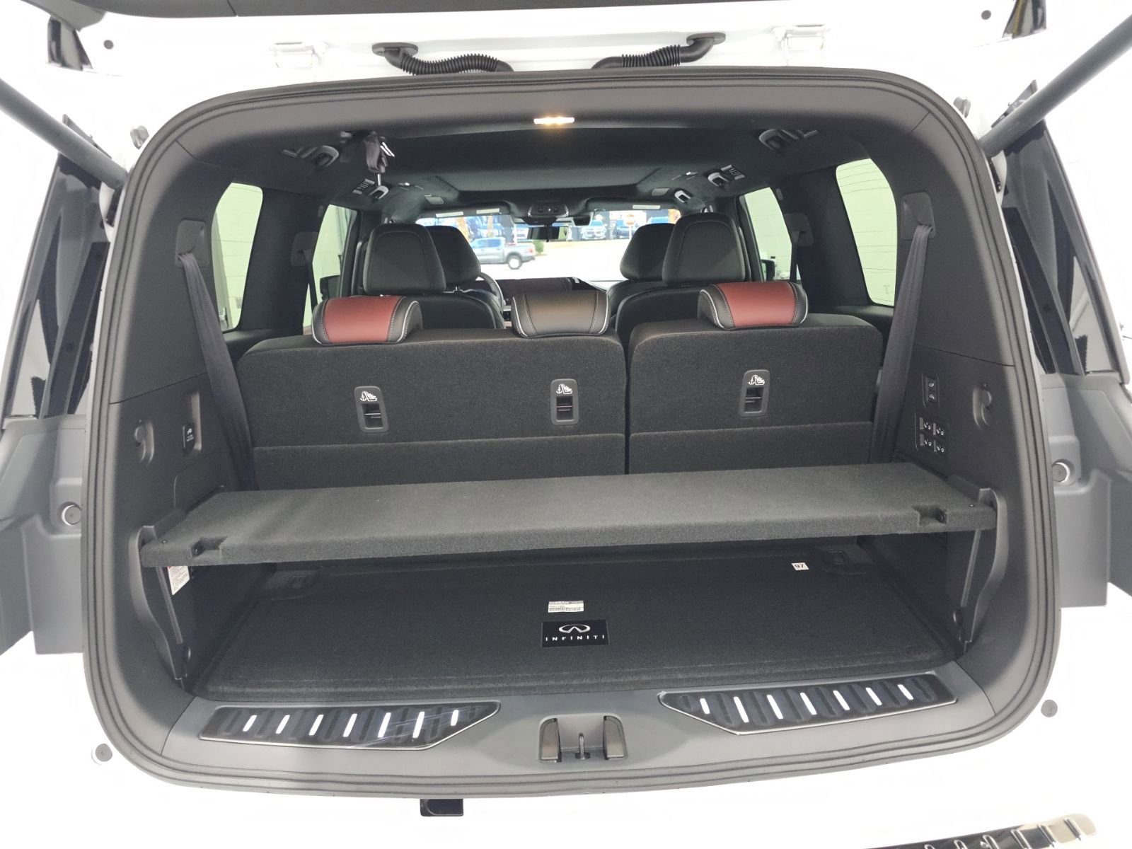 New 2026 INFINITI QX80 Autograph image 17