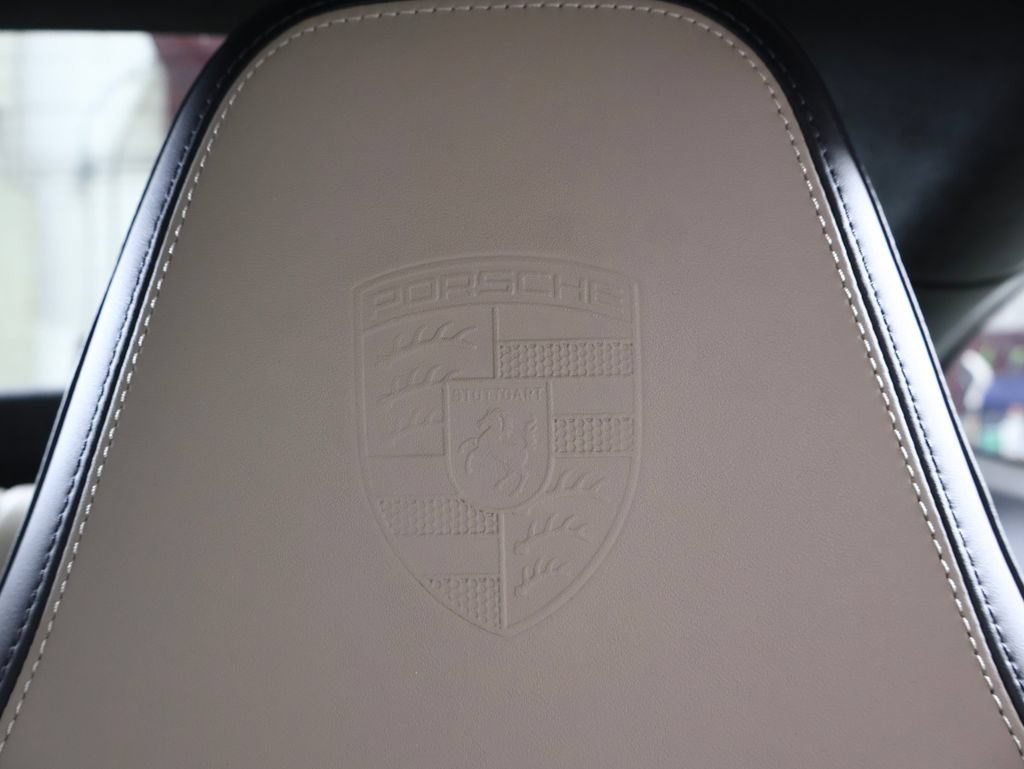 Certified 2025 Porsche 911 Carrera GTS RWD image 10