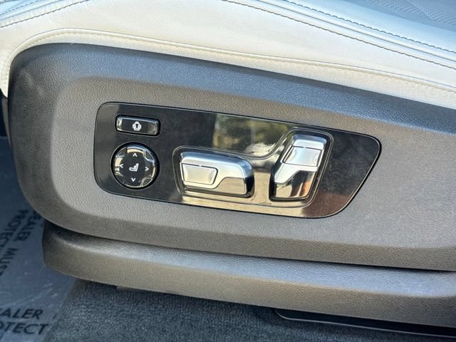 Used 2026 BMW X7 xDrive40i w/ M Sport Package AWD/4WD image 22