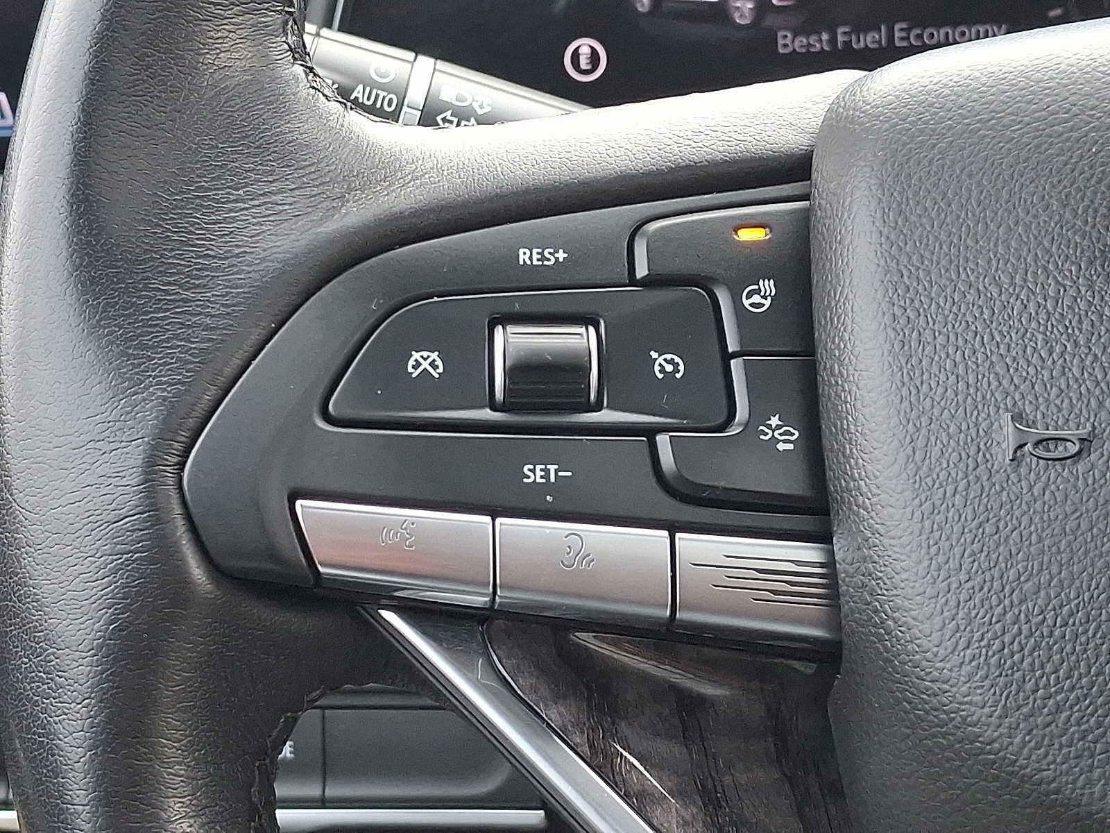 Used 2021 Cadillac Escalade Premium Luxury w/ Performance Package image 22