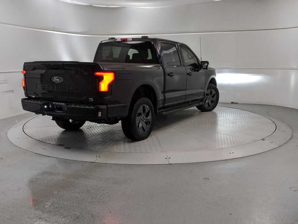 New 2025 Ford F150 Lightning Flash image 3