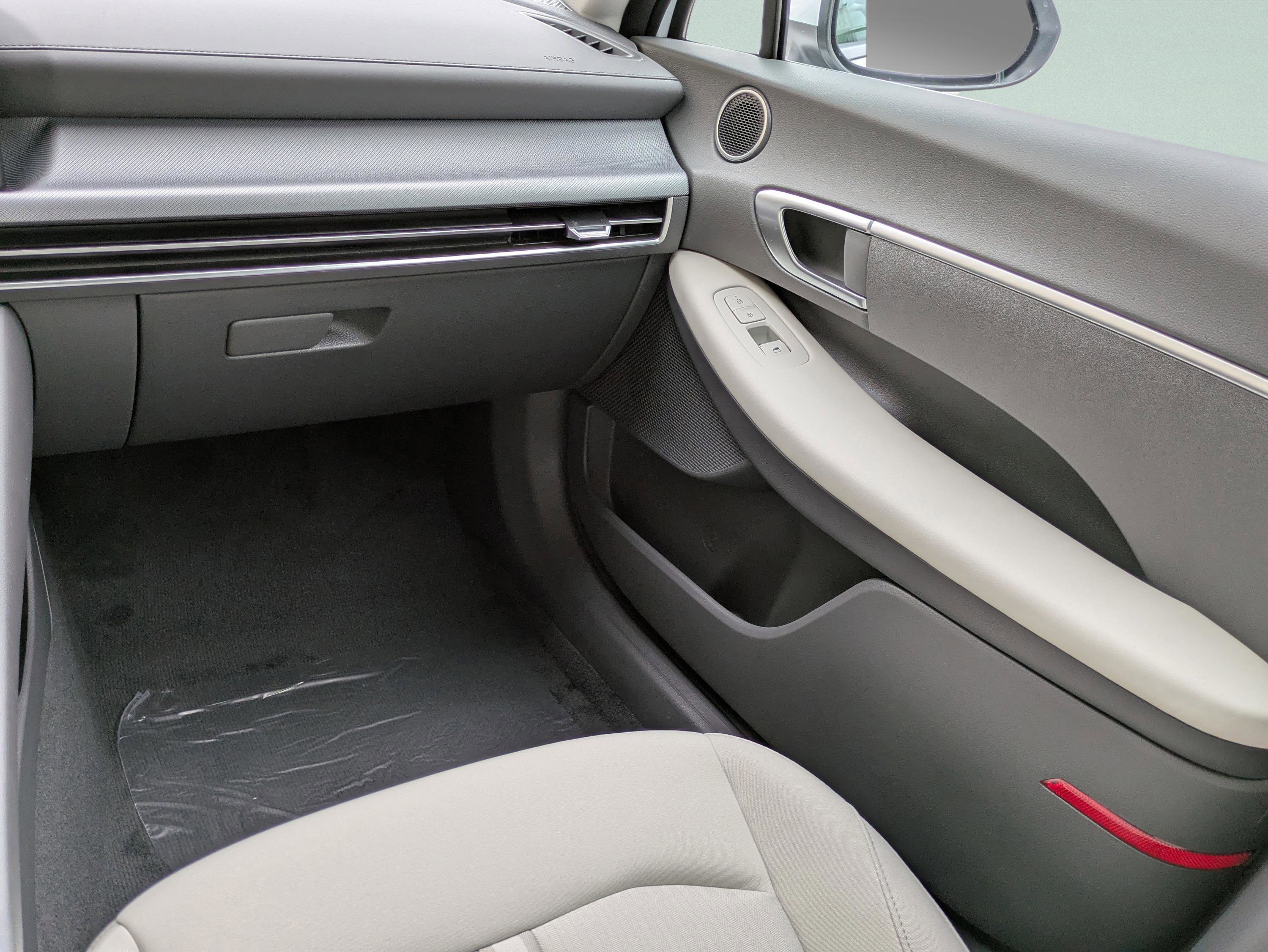 New 2026 Hyundai Sonata SE FWD image 19