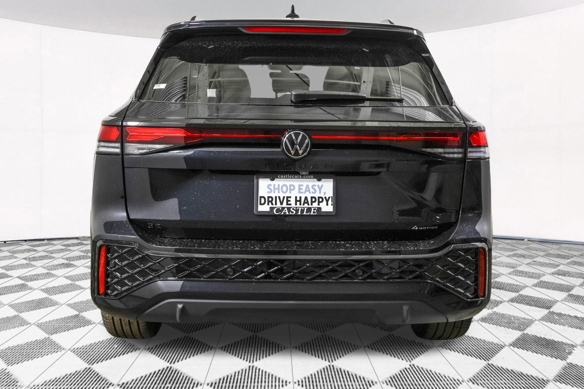 New 2026 Volkswagen Tiguan SE R-Line AWD/4WD image 14