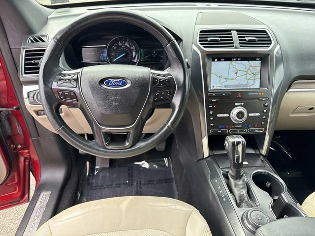 Used 2019 Ford Explorer Limited w/ Class III Trailer Tow Package AWD/4WD image 17