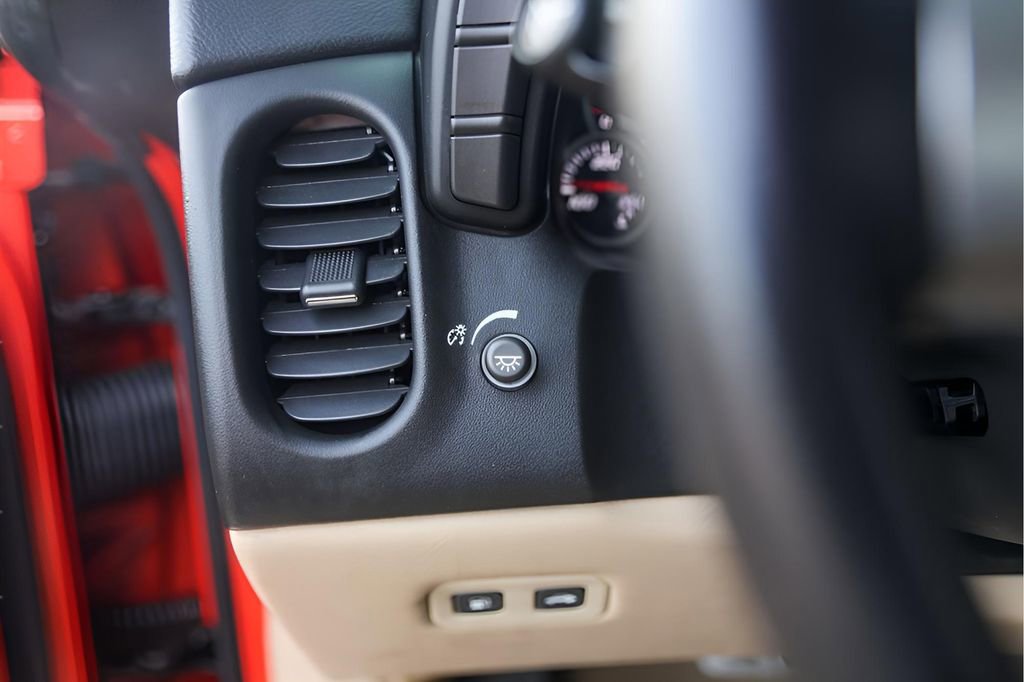 Used 2011 Chevrolet Corvette Grand Sport w/ Preferred Equipment Group image 18