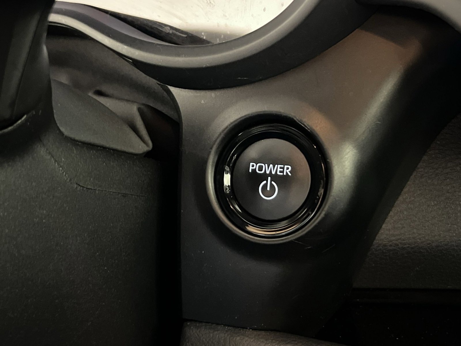 Used 2025 Toyota Sienna XSE image 34