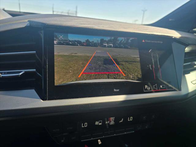 Used 2024 Audi Q4 e-tron Prestige image 30